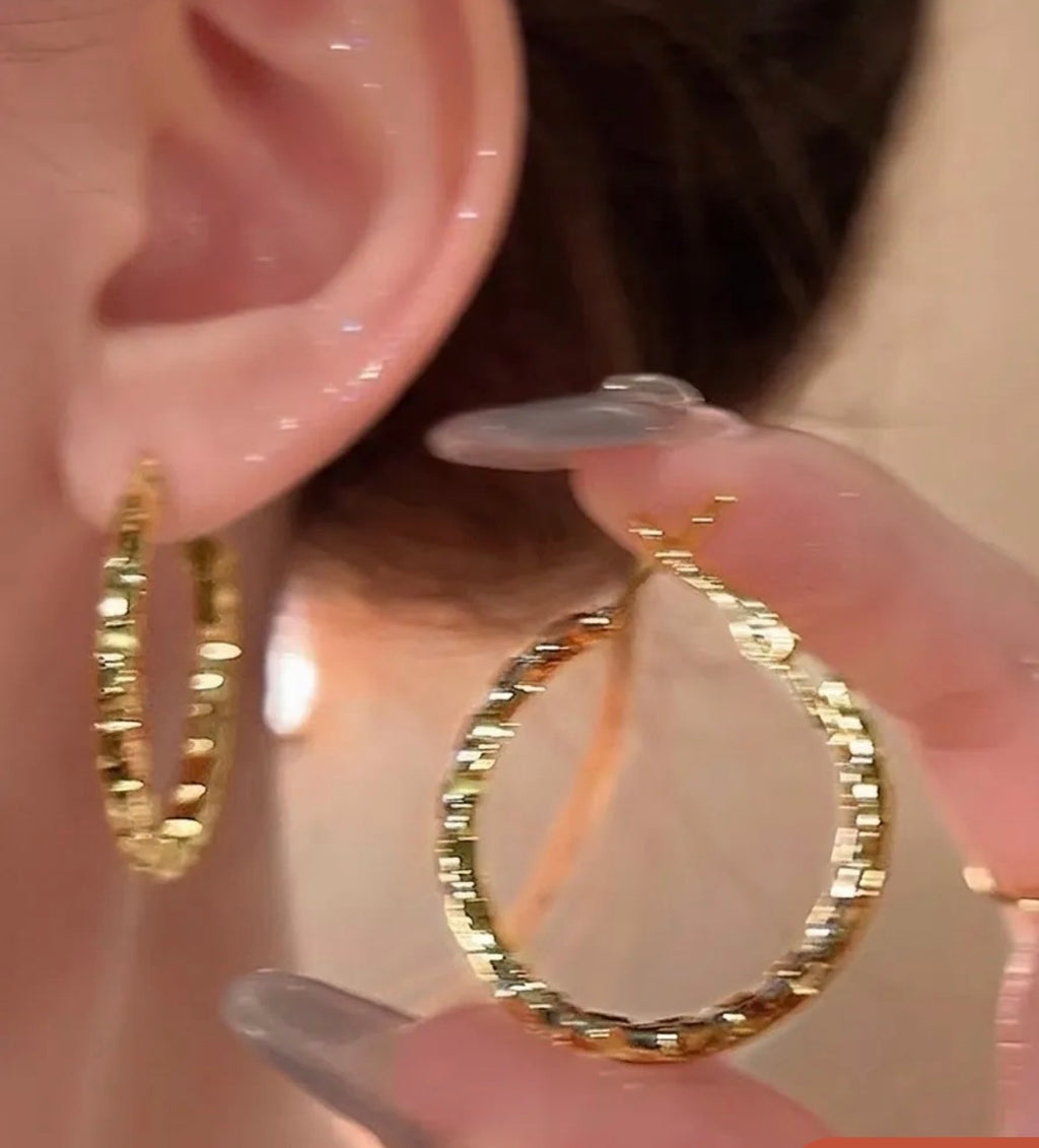Simple Hoop Earrings