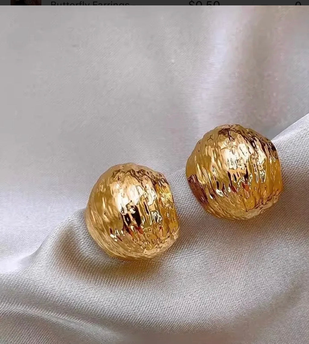 Exaggerated Pleated Metal Earrings