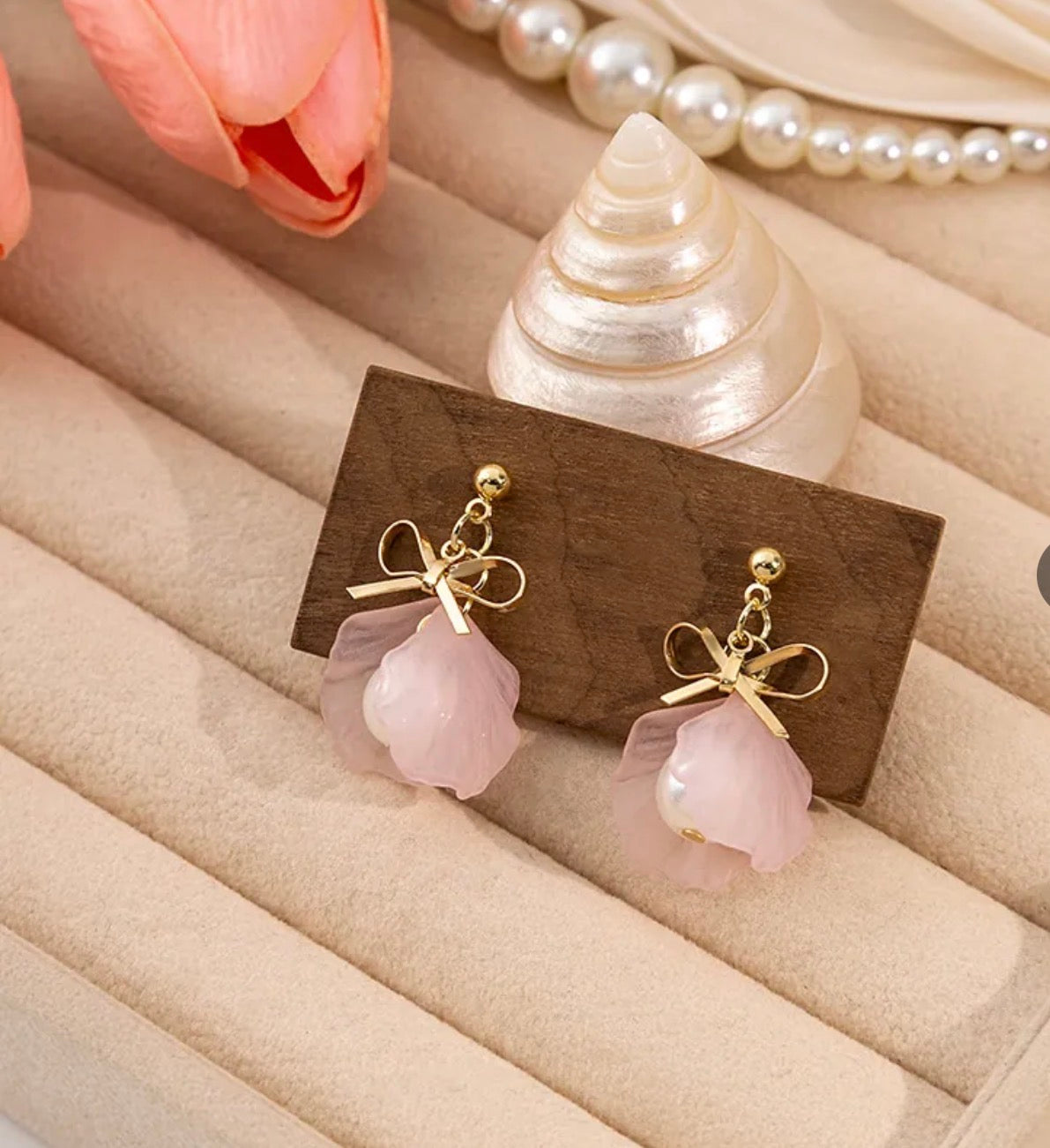 Pink Bow Pear petal  C