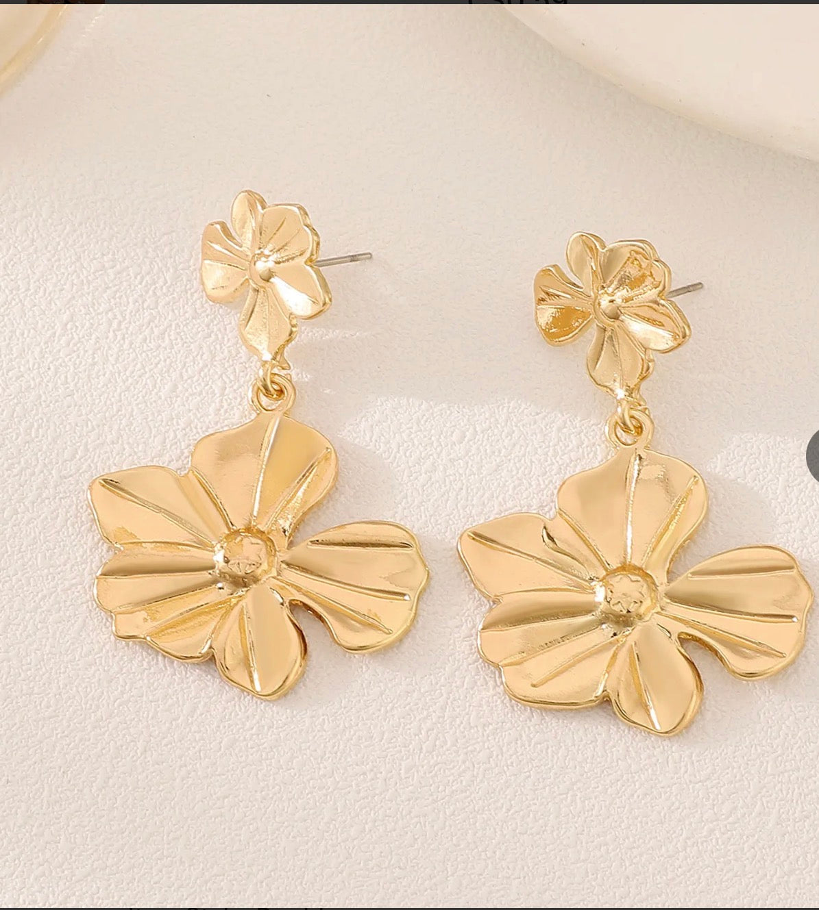 Shiny Flower Shape B