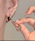 Silver Fluid Line Heart Style