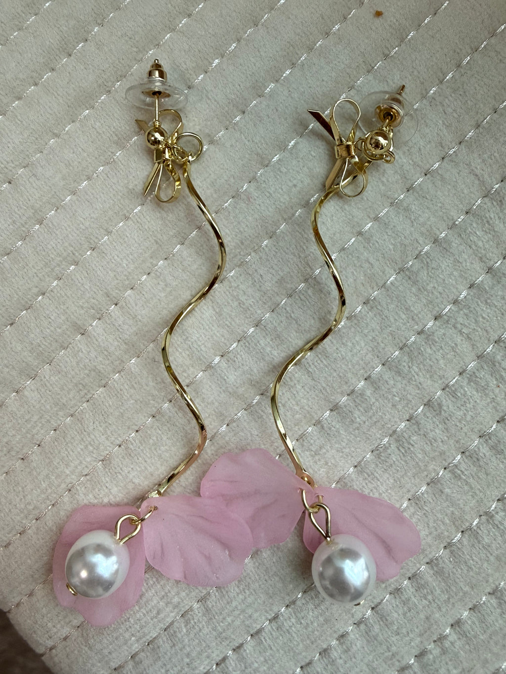 Bow Thin Rod Pearl Petal