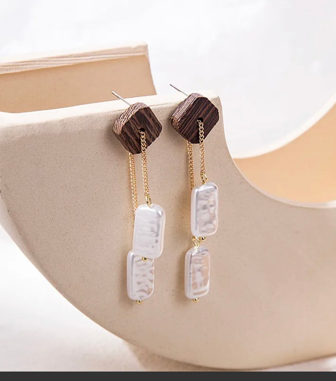 Wood Geometric Rectangular Drop