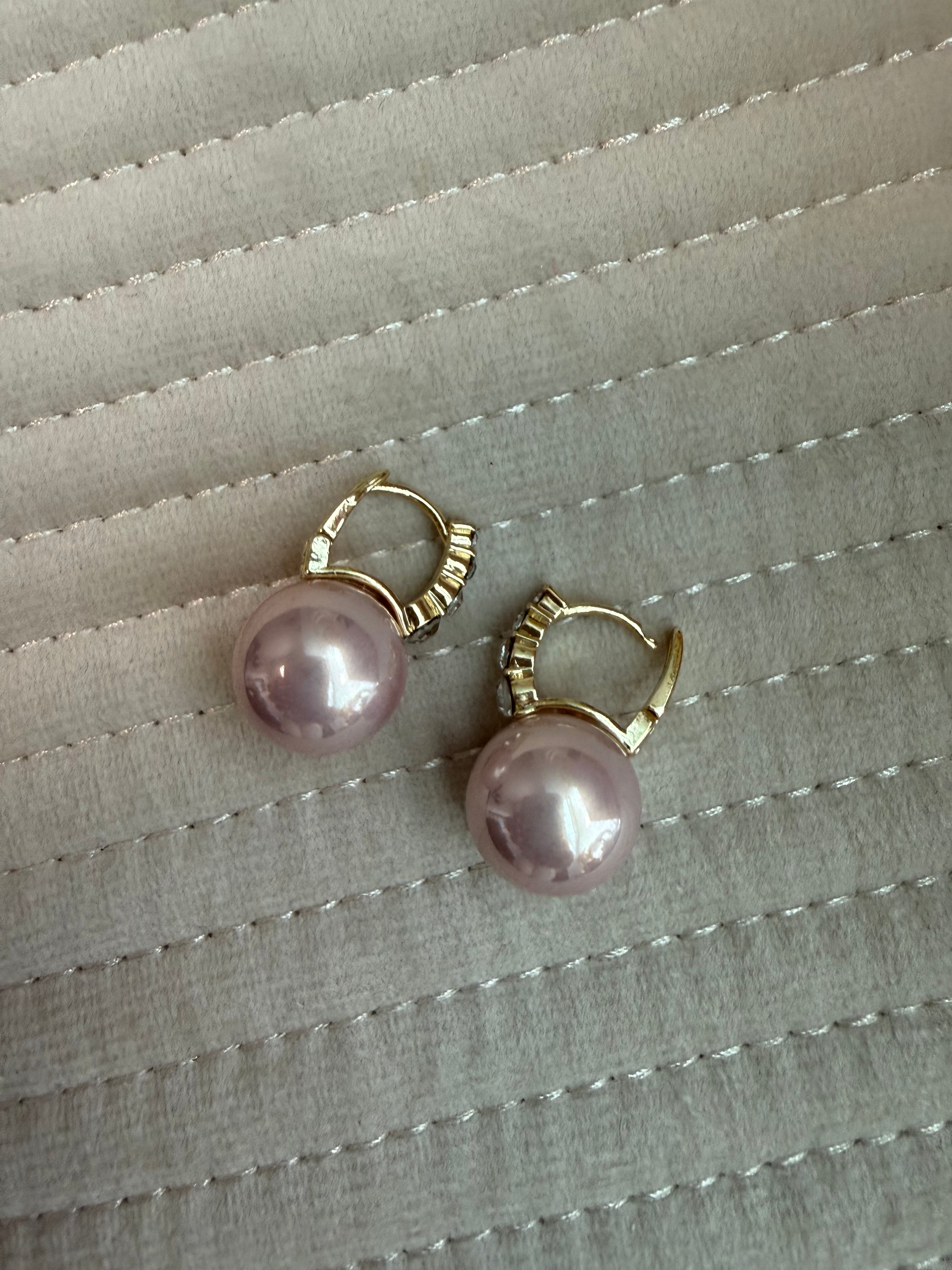 Retro Pearl Studs