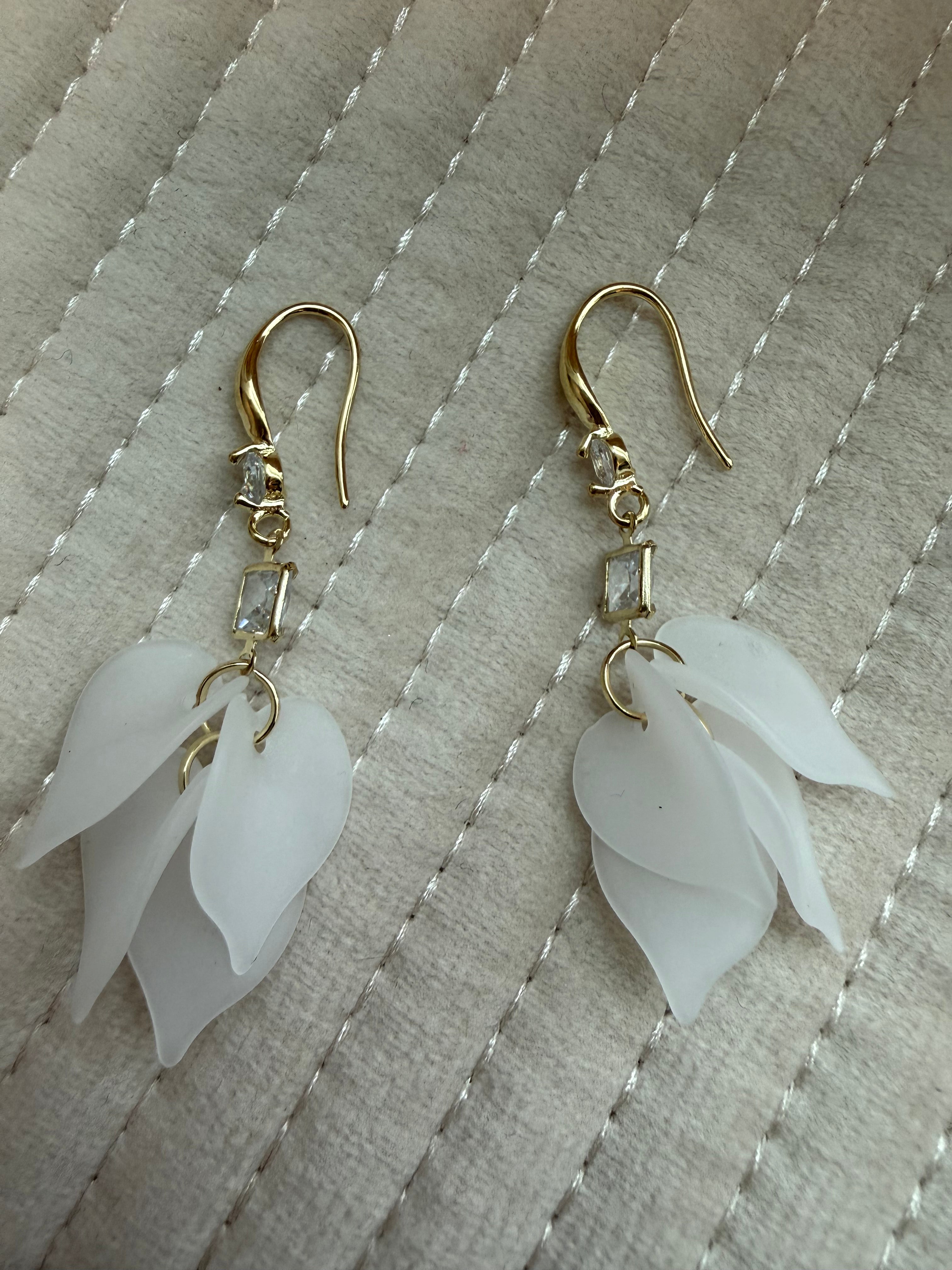 Clear Square Gem Leaf Drop