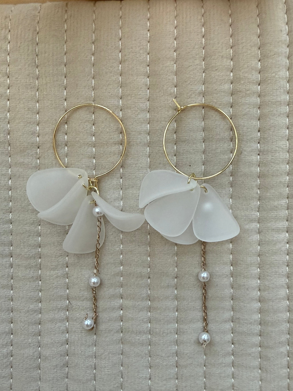Wing Pearl Drop