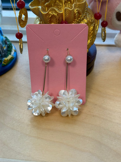 3D White Flower Pearl Thin Gold Rod