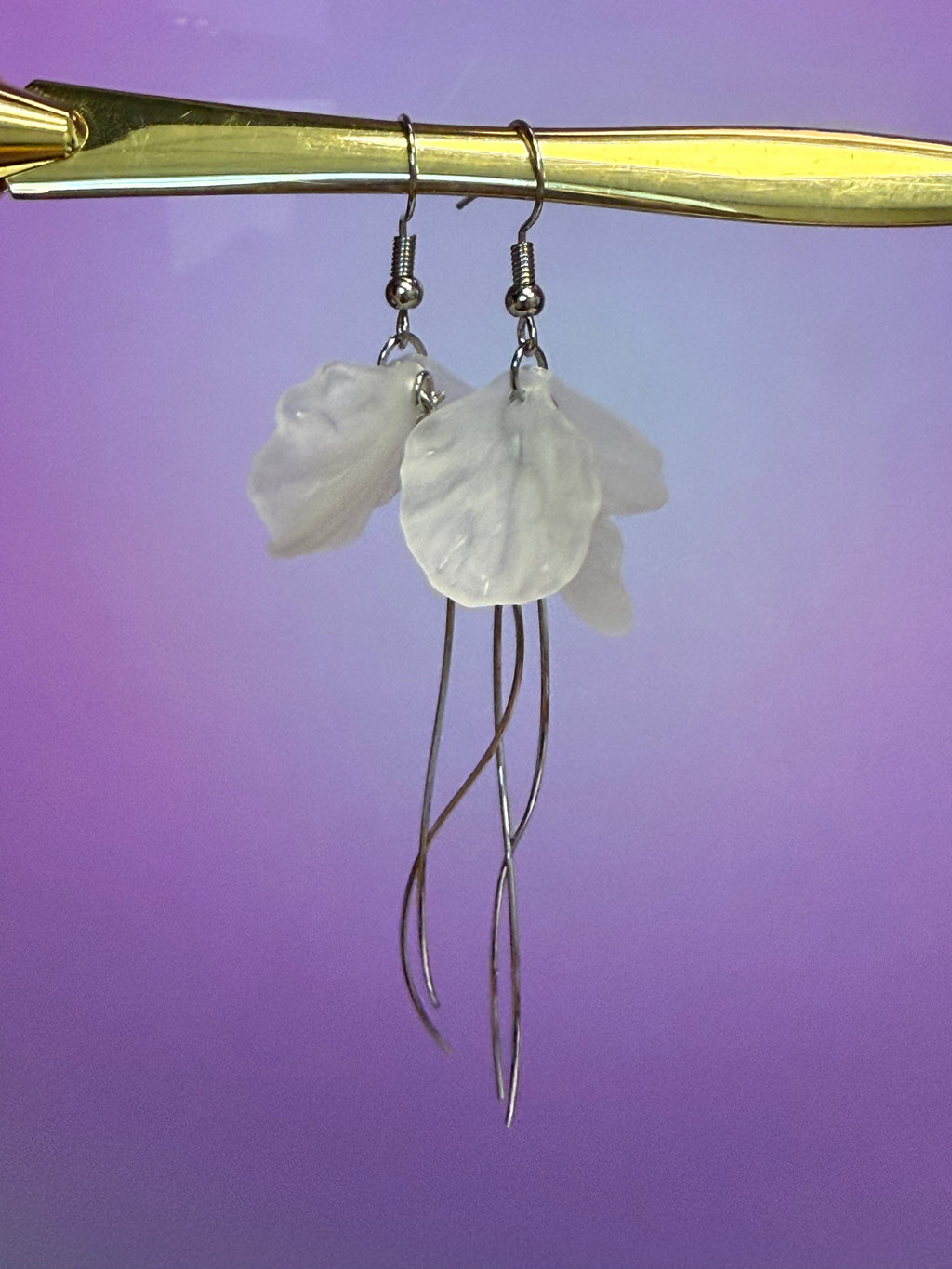 Petal Arc Tassel Drop