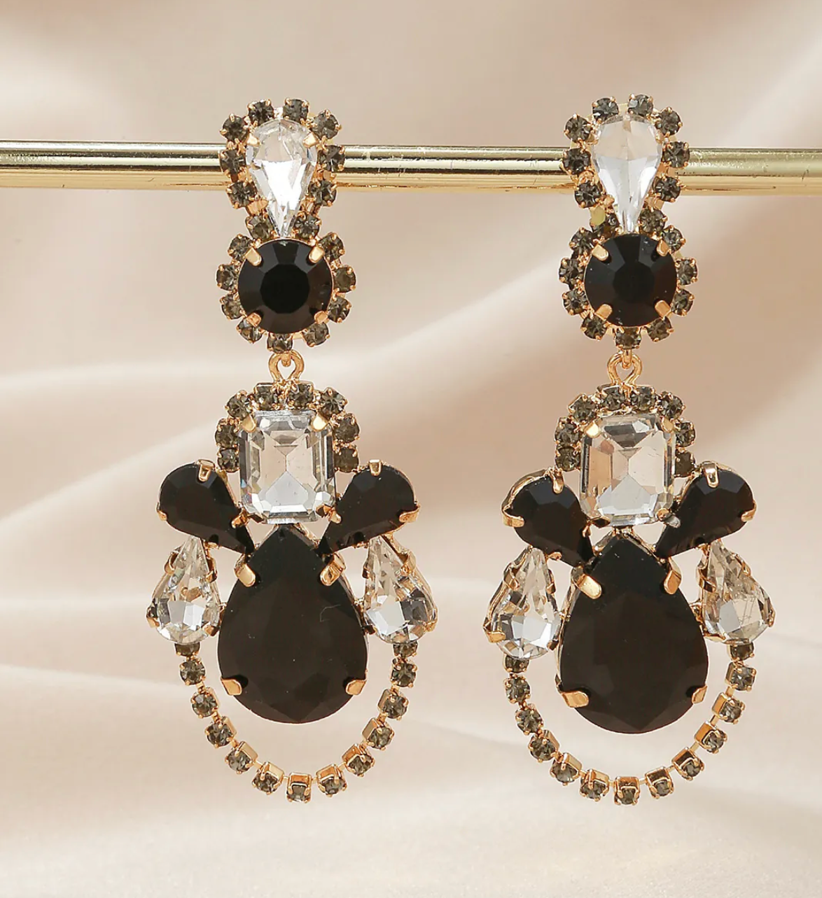 Exaggerated Black Gemstone B
